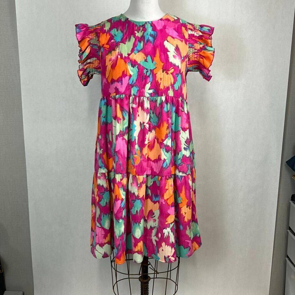 Bright Pink Abstract Floral Print Tiered Dress Sz Small Side Pockets Short Sleev